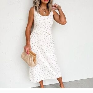 Elegant White Floral Dress